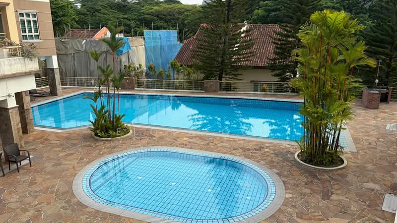 Le Hill, 42 Pasir Panjang Hill, 3 Bedrooms, 1,743 sqft, Condominium For Sale, by Flora Goh, 500124561 - Pools - PropertyGuru.com.sg
