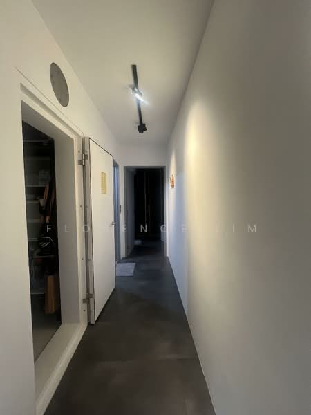 18C MacPherson Residency, 18C Circuit Road, 2 Bedrooms, 721 sqft, HDB Flat For Sale, by Florence Lim, 500124570 - Corridor - PropertyGuru.com.sg