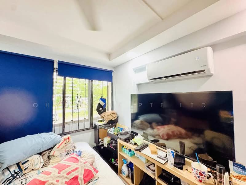 214 Lorong 8 Toa Payoh, 214 Lorong 8 Toa Payoh, 3 Bedrooms, 882 sqft, HDB Flat For Sale, by STEVEN NG, 500124571 - Bedroom - PropertyGuru.com.sg