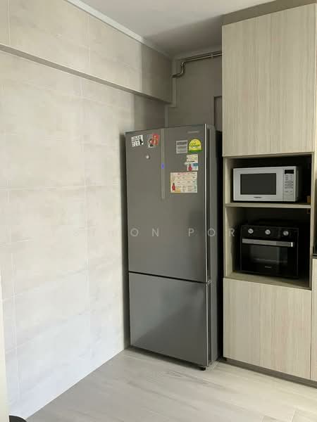 624 Yishun Ring Road, 624 Yishun Ring Road, 3 Bedrooms, 915 sqft, HDB Flat For Sale, by Simon Por, 500124574 - Kitchen - PropertyGuru.com.sg