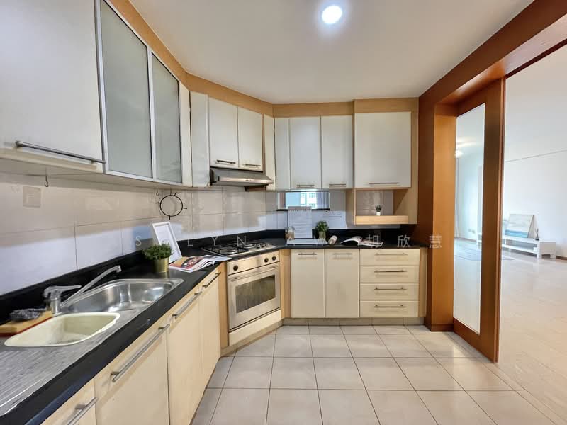 Lilydale, 552 Yishun Ave 6, 3 Bedrooms, 1,195 sqft, Condominium For Sale, by Ashlyn Aw 胡欣慧, 500124578 - Kitchen - PropertyGuru.com.sg