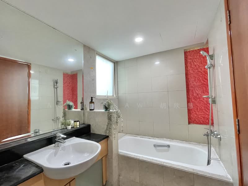 Lilydale, 552 Yishun Ave 6, 3 Bedrooms, 1,195 sqft, Condominium For Sale, by Ashlyn Aw 胡欣慧, 500124578 - Bathroom - PropertyGuru.com.sg