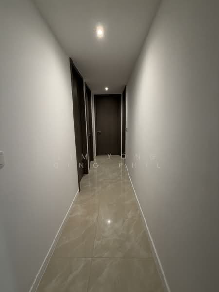 Kent Ridge Hill Residences, 62 South Buona Vista Road, 3 Bedrooms, 1,044 sqft, Condominium For Rent, by Lim Yong Qing Phil, 500124583 - Corridor - PropertyGuru.com.sg