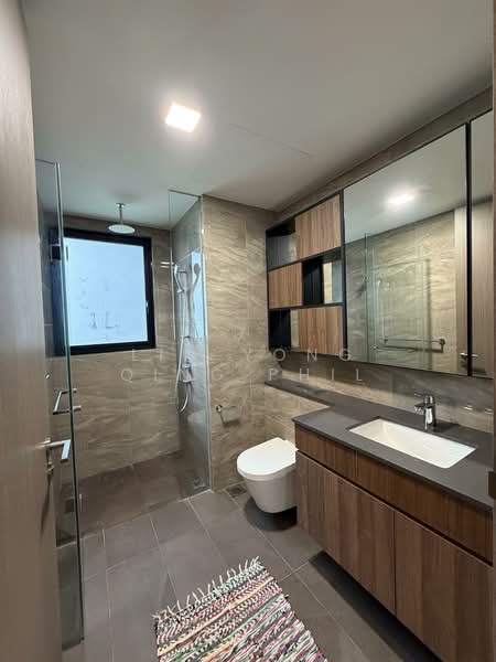 Kent Ridge Hill Residences, 62 South Buona Vista Road, 3 Bedrooms, 1,044 sqft, Condominium For Rent, by Lim Yong Qing Phil, 500124583 - Bathroom - PropertyGuru.com.sg
