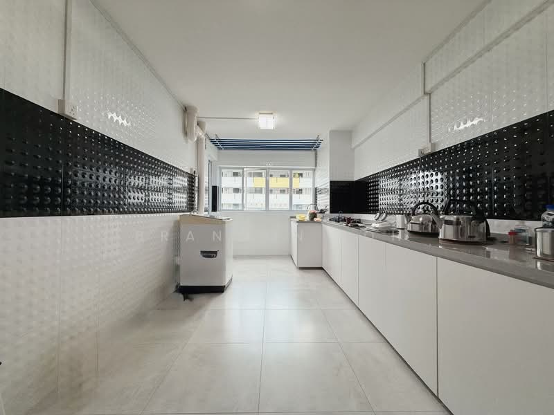 101 Aljunied Crescent, 101 Aljunied Crescent, 2 Bedrooms, 883 sqft, HDB Flat For Sale, by Brandon Loh, 500124588 - Kitchen - PropertyGuru.com.sg