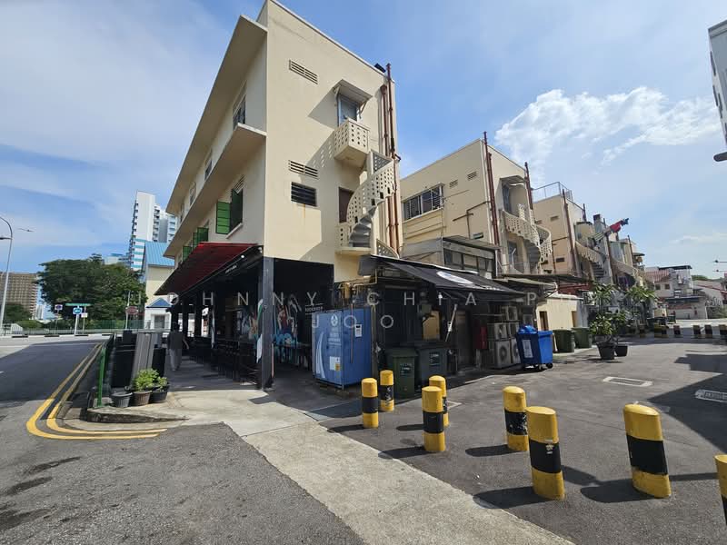Guillemard Road Corner F&B Shop, , 2,000 sqft, Food & Beverage For Rent, by Johnny Chia Pu Joo, 500124608 - CommercialGuru.com.sg