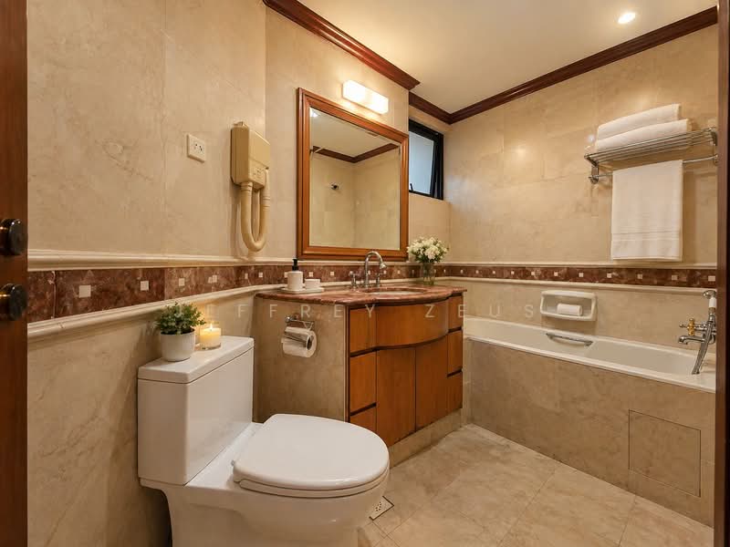 Eastpoint Green, 5 Simei Street 3, 3 Bedrooms, 1,173 sqft, Condominium For Sale, by Jeffrey Zeus, 500124619 - Master Bathroom - PropertyGuru.com.sg