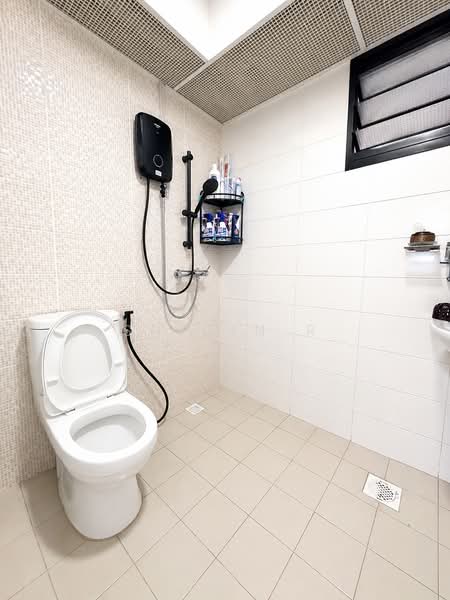 816B Keat Hong Link, 816B Keat Hong Link, 3 Bedrooms, 990 sqft, HDB Flat For Sale, by Shiqin R, 500124632 - Bathroom - PropertyGuru.com.sg
