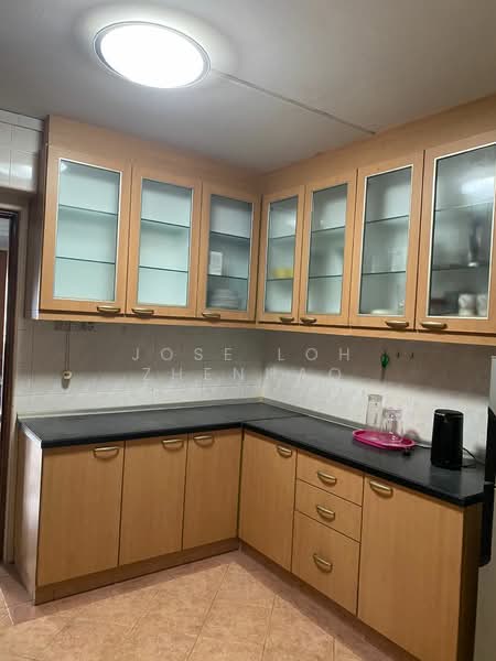 645 Jurong West Street 61, 645 Jurong West Street 61, 3 Bedrooms, 1,076 sqft, HDB Flat For Sale, by Jose Loh Zhenhao, 500124655 - Kitchen - PropertyGuru.com.sg