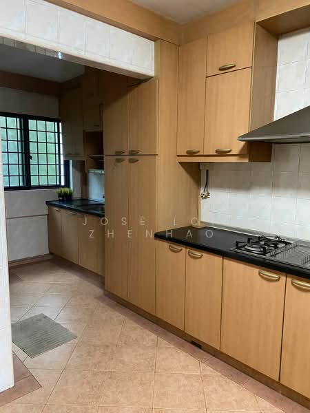 645 Jurong West Street 61, 645 Jurong West Street 61, 3 Bedrooms, 1,076 sqft, HDB Flat For Sale, by Jose Loh Zhenhao, 500124655 - Kitchen - PropertyGuru.com.sg