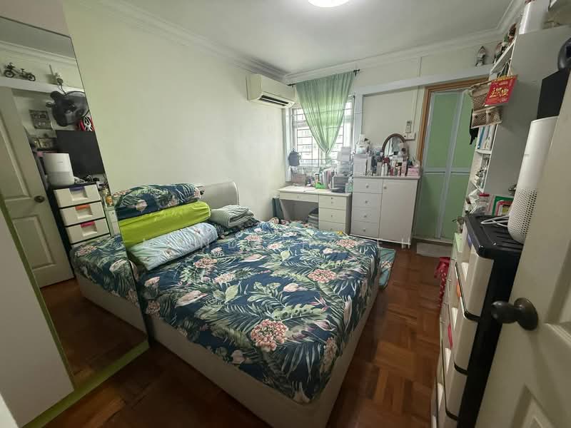 100 Bedok North Avenue 4, 100 Bedok North Avenue 4, 2 Bedrooms, 721 sqft, HDB Flat For Sale, by Mandy Hsieh, 500124659 - Bedroom - PropertyGuru.com.sg