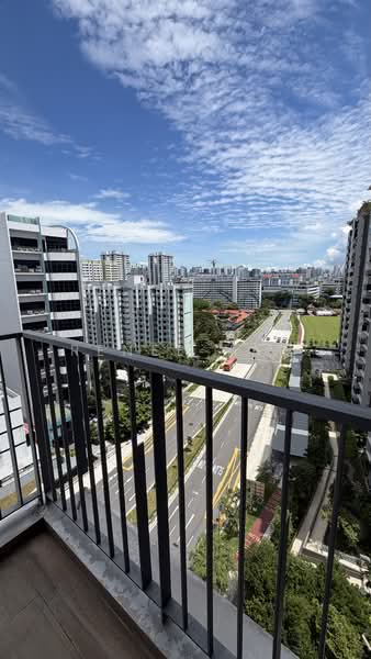 Sims Urban Oasis, 2 Sims Drive, 3 Bedrooms, 1,023 sqft, Condominium For Rent, by Renee Yap, 500124662 - View - PropertyGuru.com.sg