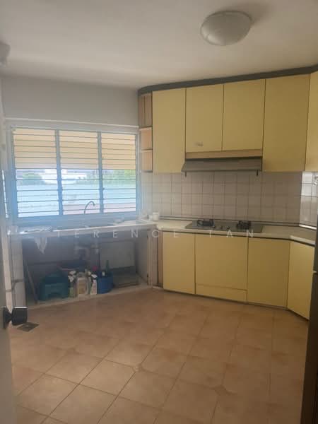 Ivory Heights, Jurong East Street 13, 3 Bedrooms, 1,668 sqft, Condominium For Rent, by Terence Tan, 500124664 - Kitchen - PropertyGuru.com.sg