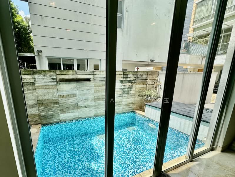 8 @ Stratton, 2B Stratton Green, 5 Bedrooms, 5,113 sqft, Semi-Detached House For Sale, by Evon Tan  陈玉凤, 500124671 - Pool - PropertyGuru.com.sg