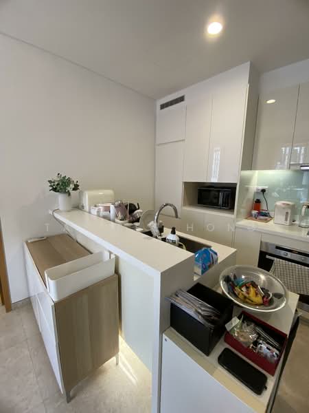 Dorsett Residences, 333 New Bridge Road, 2 Bedrooms, 689 sqft, Condominium For Rent, by Tay Bee Hong, 500124675 - Kitchen - PropertyGuru.com.sg