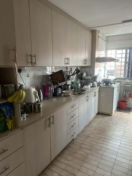 374 Bukit Batok Street 31, 374 Bukit Batok Street 31, 3 Bedrooms, 1,000 sqft, HDB Flat For Rent, by Frankie Teo (张文仁), 500124678 - Kitchen - PropertyGuru.com.sg