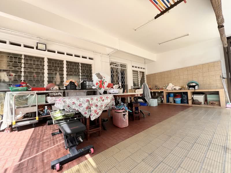 Taman Kembangan, Taman Kembangan, 4 Bedrooms, 2,500 sqft, Semi-Detached House For Sale, by Raymond Ng, 500124682 - Interior - PropertyGuru.com.sg