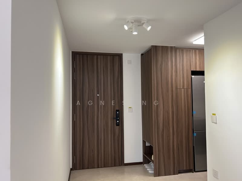 Lentor Modern, 5 Lentor Central, 2 Bedrooms, 732 sqft, Condominium For Sale, by Agnes Ng, 500124688 - Entrance - PropertyGuru.com.sg