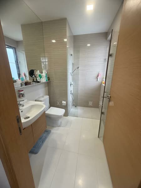 The Skywoods, 7 Dairy Farm Heights, 3 Bedrooms, 915 sqft, Condominium For Sale, by Ben XIA 夏天鹏, 500124703 - Bathroom - PropertyGuru.com.sg