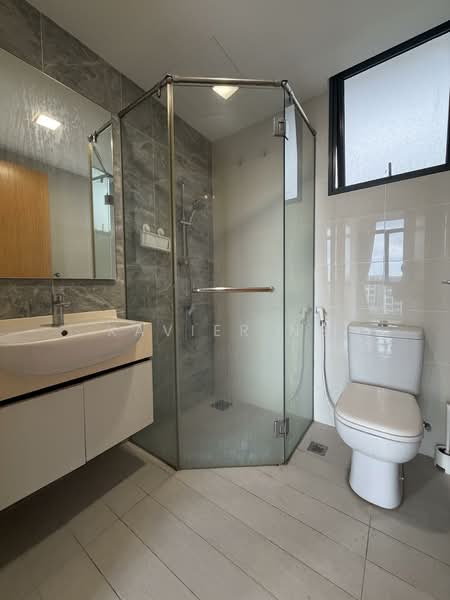 La Fiesta, 72 Sengkang Square, Room Rental, 150 sqft, Condominium For Rent, by Xavier Ng, 500124714 - Bathroom - PropertyGuru.com.sg