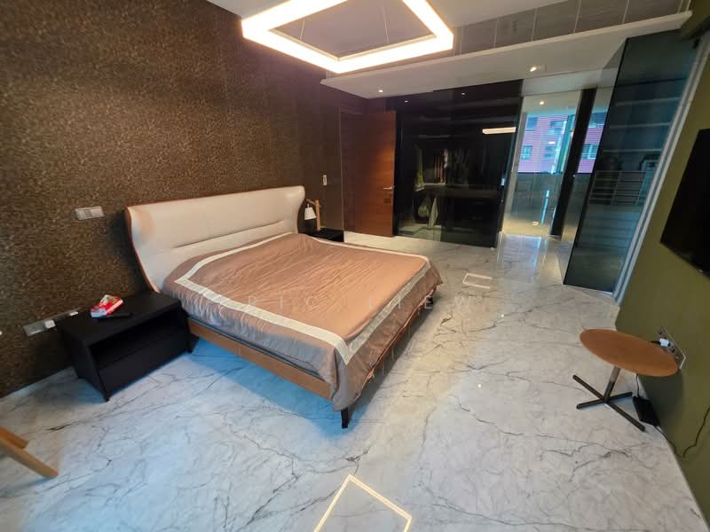 Alba, 8 Cairnhill Rise, 4 Bedrooms, 2,303 sqft, Condominium For Sale, by Eric Liew, 500124718 - Bedroom - PropertyGuru.com.sg