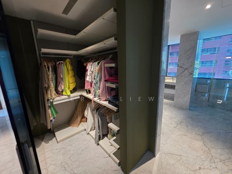Alba, 8 Cairnhill Rise, 4 Bedrooms, 2,303 sqft, Condominium For Sale, by Eric Liew, 500124718 - Interior - PropertyGuru.com.sg
