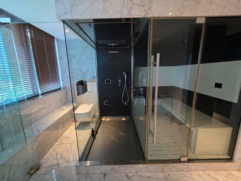 Alba, 8 Cairnhill Rise, 4 Bedrooms, 2,303 sqft, Condominium For Sale, by Eric Liew, 500124718 - Bathroom - PropertyGuru.com.sg