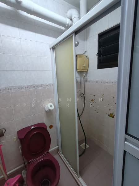 660A Jurong West Street 64, 660A Jurong West Street 64, 3 Bedrooms, 1,184 sqft, HDB Flat For Rent, by SIM ENG KOON ANDY, 500124737 - Bathroom - PropertyGuru.com.sg