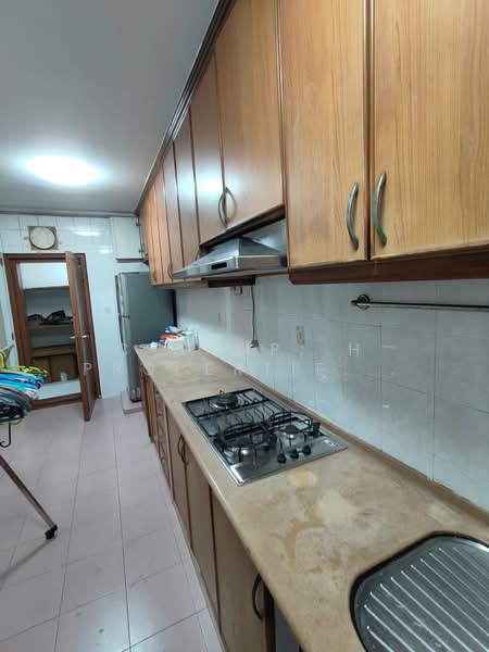 660A Jurong West Street 64, 660A Jurong West Street 64, 3 Bedrooms, 1,184 sqft, HDB Flat For Rent, by SIM ENG KOON ANDY, 500124737 - Kitchen - PropertyGuru.com.sg