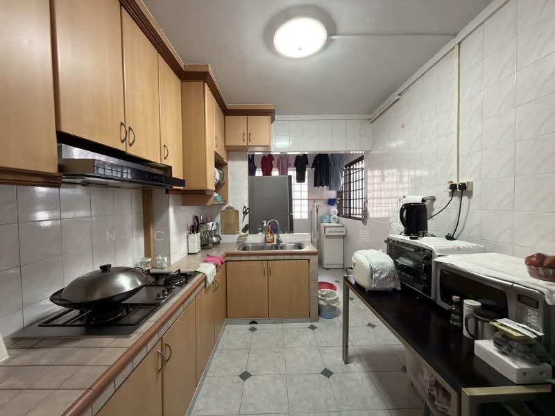 321 Sembawang Close, 321 Sembawang Close, 4 Bedrooms, 1,324 sqft, HDB Flat For Sale, by Nicole Wu 吴佩瑾, 500124740 - Kitchen - PropertyGuru.com.sg