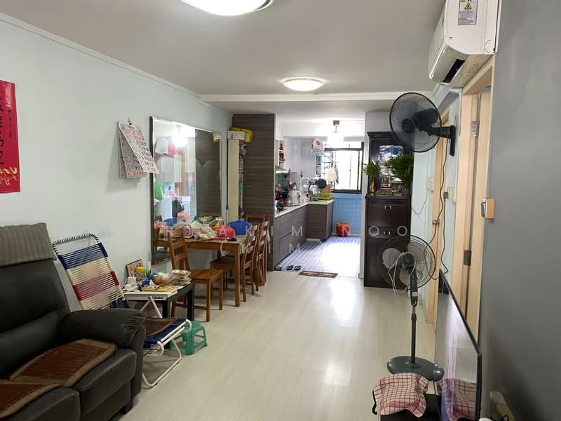 123 Lorong 1 Toa Payoh, 123 Lorong 1 Toa Payoh, 2 Bedrooms, 721 sqft, HDB Flat For Sale, by Norhakim Noor (Kim), 500124747 - Living Room - PropertyGuru.com.sg