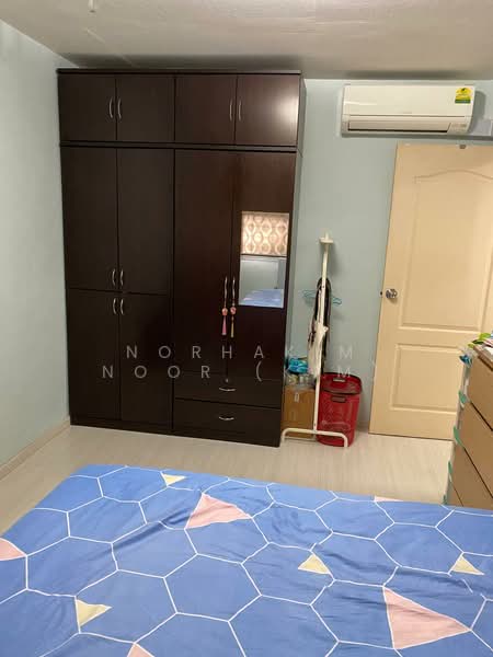 123 Lorong 1 Toa Payoh, 123 Lorong 1 Toa Payoh, 2 Bedrooms, 721 sqft, HDB Flat For Sale, by Norhakim Noor (Kim), 500124747 - Bedroom - PropertyGuru.com.sg
