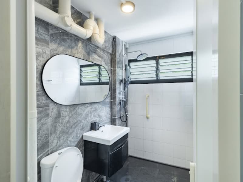 553 Bedok North Avenue 1, 553 Bedok North Avenue 1, 3 Bedrooms, 1,345 sqft, HDB Flat For Sale, by Jesper Kow Zhong Jun, 500124756 - Bathroom - PropertyGuru.com.sg