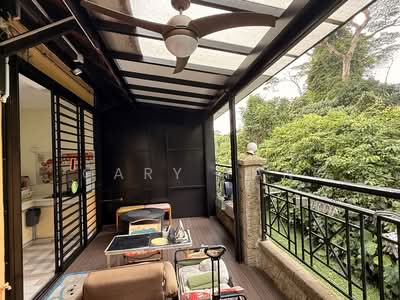 For Sale - Huge 7 bedrooms 3600 sqft build up