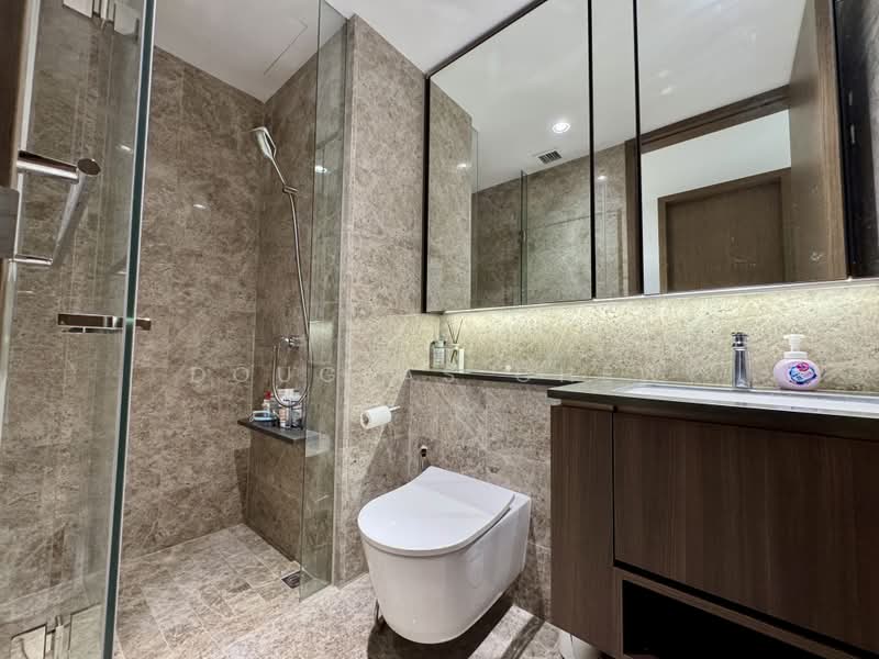 Kopar At Newton, 4 Makeway Avenue, 4 Bedrooms, 1,604 sqft, Condominium For Sale, by Douglas Chew, 500124777 - Bathroom - PropertyGuru.com.sg