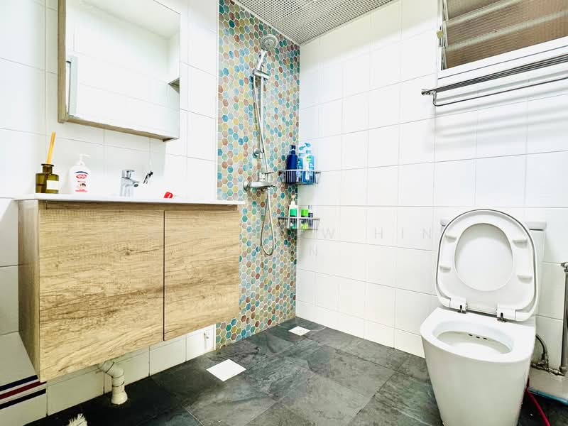 308B Ang Mo Kio Avenue 1, 308B Ang Mo Kio Avenue 1, 2 Bedrooms, 753 sqft, HDB Flat For Rent, by Chua Siew Hin Jean, 500124778 - Bathroom - PropertyGuru.com.sg
