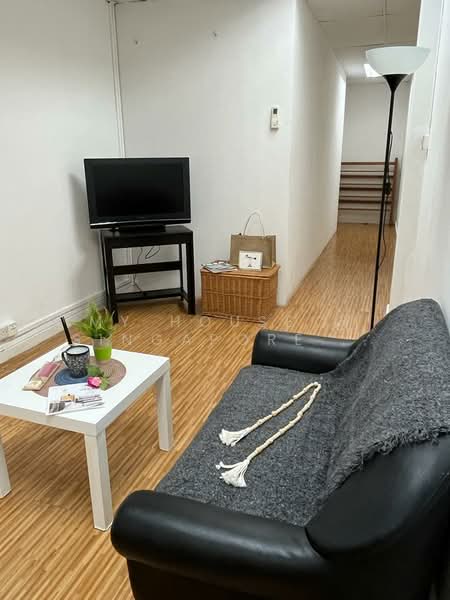 275 beach rd, Beach Rd, Room Rental, 699 sqft, Shophouse For Rent, by Wendy, 500124798 - Living Room - PropertyGuru.com.sg