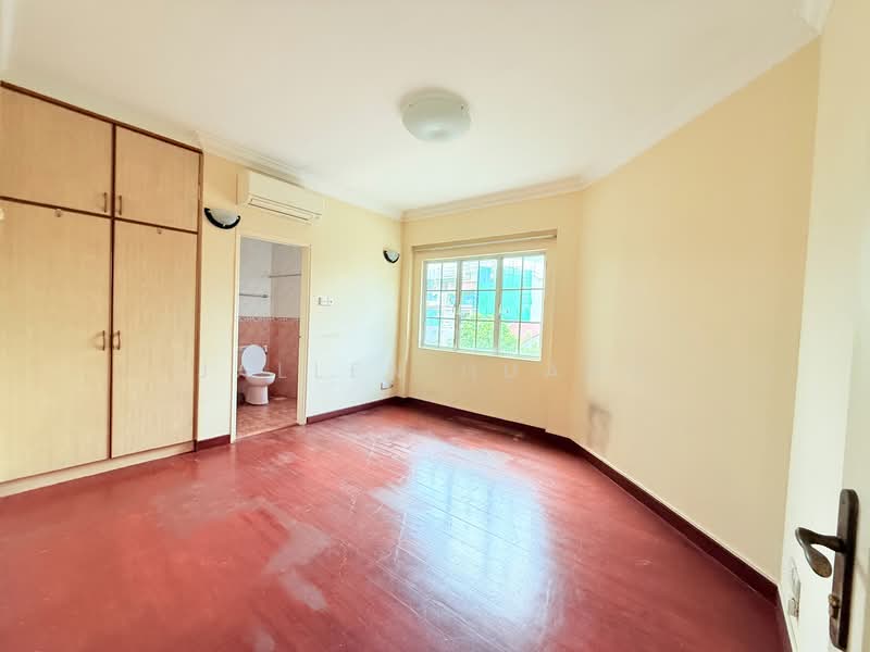 Jalan tarum, Jalan tarum, 5 Bedrooms, 3,188 sqft, Bungalow House For Rent, by Jallen Huang, 500124801 - Bathroom - PropertyGuru.com.sg