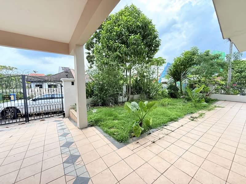 Jalan tarum, Jalan tarum, 5 Bedrooms, 3,188 sqft, Bungalow House For Rent, by Jallen Huang, 500124801 - Exterior - PropertyGuru.com.sg