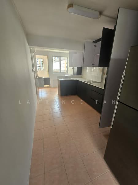 15 Upper Boon Keng Road, 15 Upper Boon Keng Road, 3 Bedrooms, 945 sqft, HDB Flat For Rent, by Lawrence Tan, 500124819 - Kitchen - PropertyGuru.com.sg