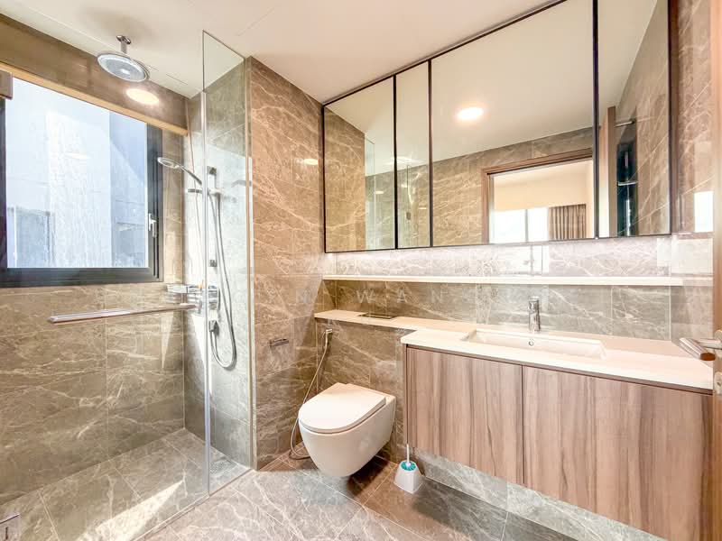 Lentor Modern, 3 Lentor Central, 3 Bedrooms, 990 sqft, Condominium For Sale, by Graycin Wang Wei Ru, 500124832 - Bathroom - PropertyGuru.com.sg