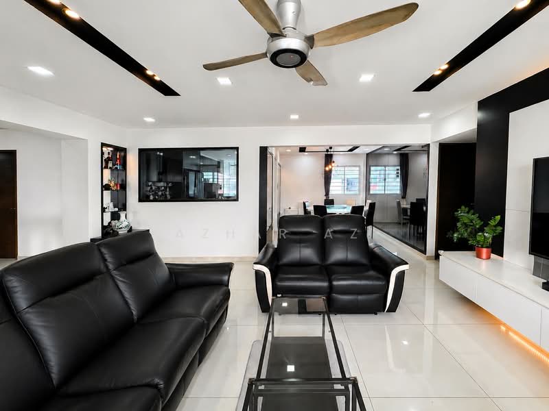 342 Woodlands Avenue 1, 342 Woodlands Avenue 1, 5 Bedrooms, 1,905 sqft, HDB Flat For Sale, by Azhar Az, 500124846 - Living Room - PropertyGuru.com.sg