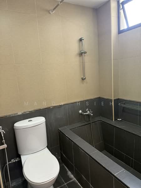 Cashew Heights, 85 Cashew Road, Room Rental, 100 sqft, Condominium For Rent, by Mandy Hsieh, 500124847 - Bathroom - PropertyGuru.com.sg