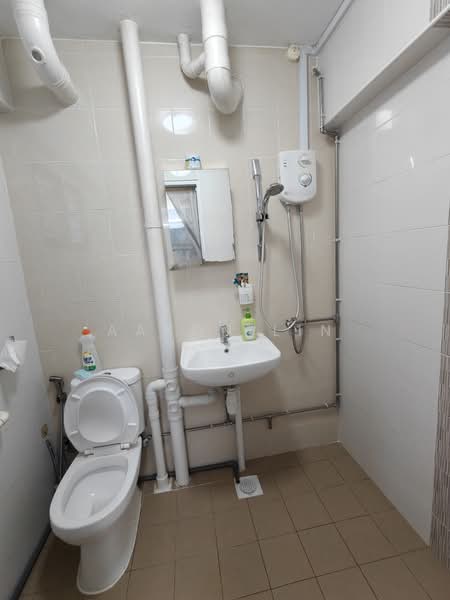 226 Pending Road, 226 Pending Road, 3 Bedrooms, 904 sqft, HDB Flat For Sale, by Aaron Lin, 500124851 - PropertyGuru.com.sg