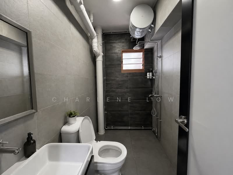 318C Anchorvale Link, 318C Anchorvale Link, 3 Bedrooms, 1,184 sqft, HDB Flat For Sale, by Charlene Low, 500124868 - Bathroom - PropertyGuru.com.sg