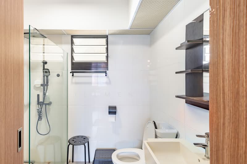 464A Bukit Batok West Avenue 8, 464A Bukit Batok West Avenue 8, 3 Bedrooms, 1,216 sqft, HDB Flat For Sale, by Willmen Low, 500124879 - Bathroom - PropertyGuru.com.sg