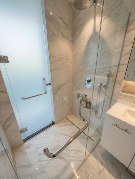 Sentosa Cove, Cove Way, 6 Bedrooms, 7,825 sqft, Detached House For Rent, by Alvin Tan, 500124881 - Bathroom - PropertyGuru.com.sg