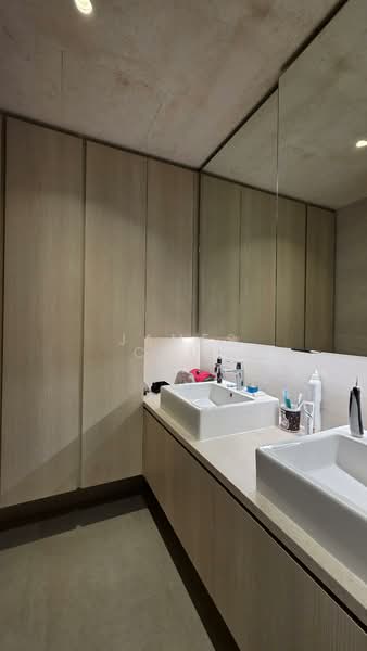 The Blossomvale, 900 Dunearn Road, 3 Bedrooms, 1,733 sqft, Condominium For Rent, by James Chui, 500124900 - Bathroom - PropertyGuru.com.sg