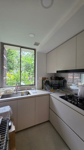 The Blossomvale, 900 Dunearn Road, 3 Bedrooms, 1,733 sqft, Condominium For Rent, by James Chui, 500124900 - Kitchen - PropertyGuru.com.sg
