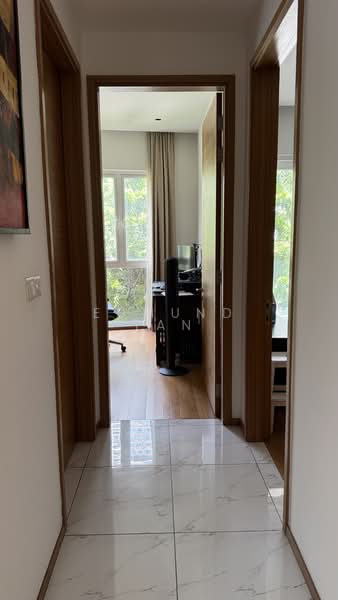 Valley House, 338 River Valley Road, 4 Bedrooms, 1,692 sqft, Condominium For Rent, by Edmund Tan, 500124901 - Corridor to Bedroom 2 & 3 - PropertyGuru.com.sg